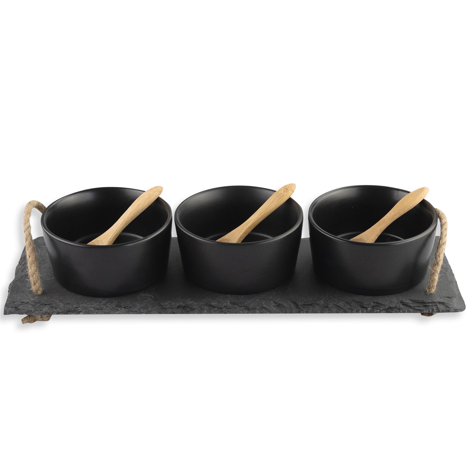 Schieferplatte mit Kordeln und 3 schwarzen Keramik Schalen